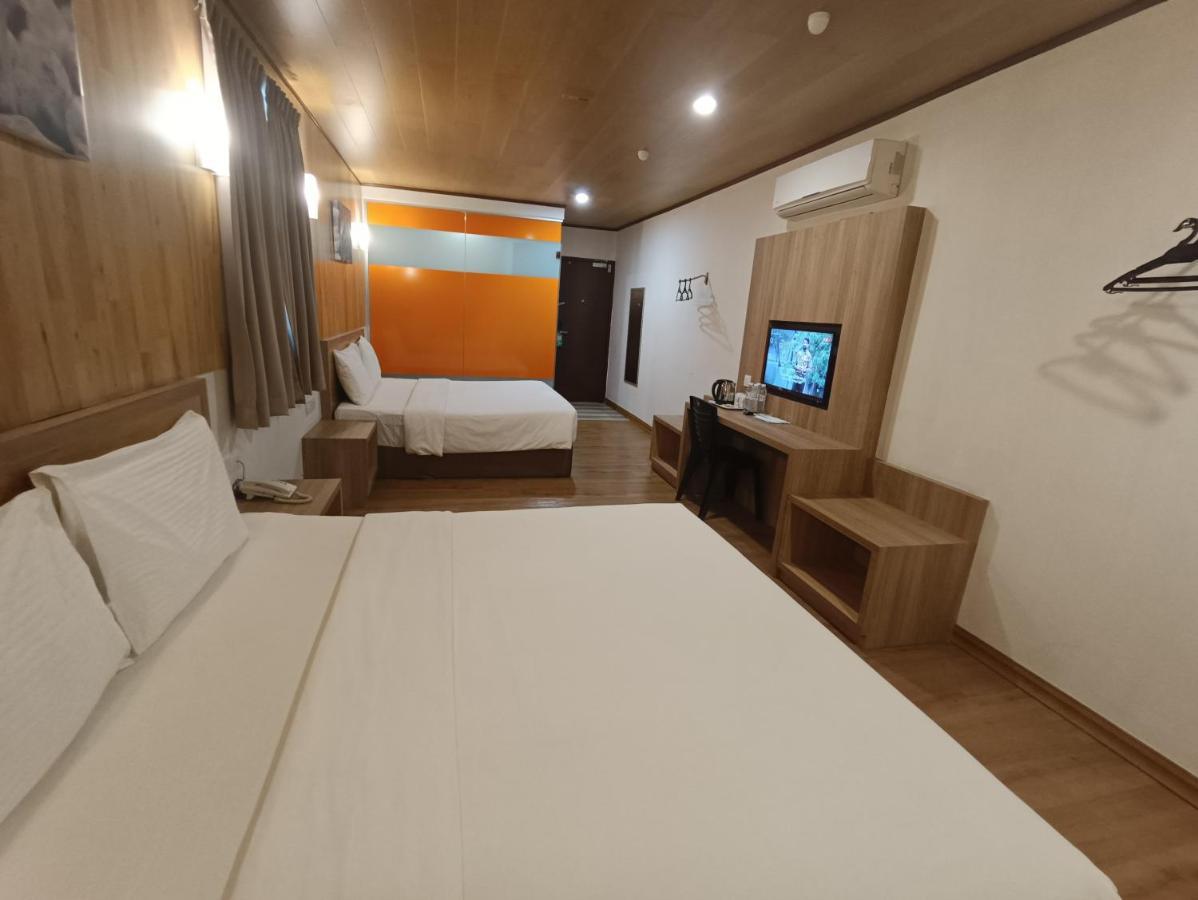 Greencity Hotel Sungai Petani Kültér fotó
