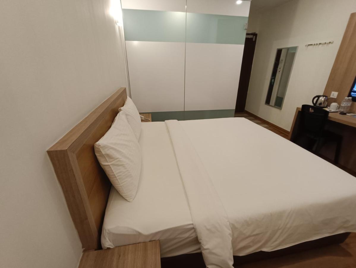Greencity Hotel Sungai Petani Kültér fotó