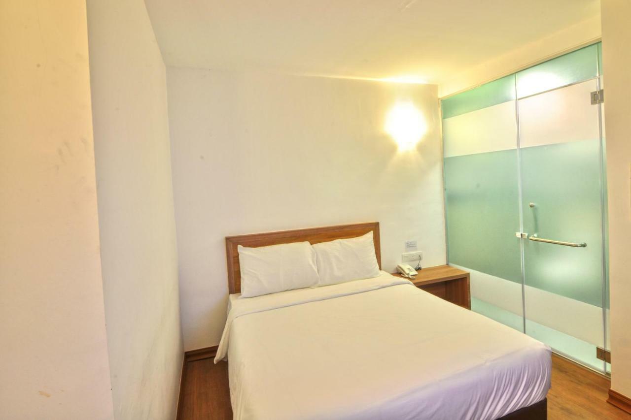 Greencity Hotel Sungai Petani Kültér fotó