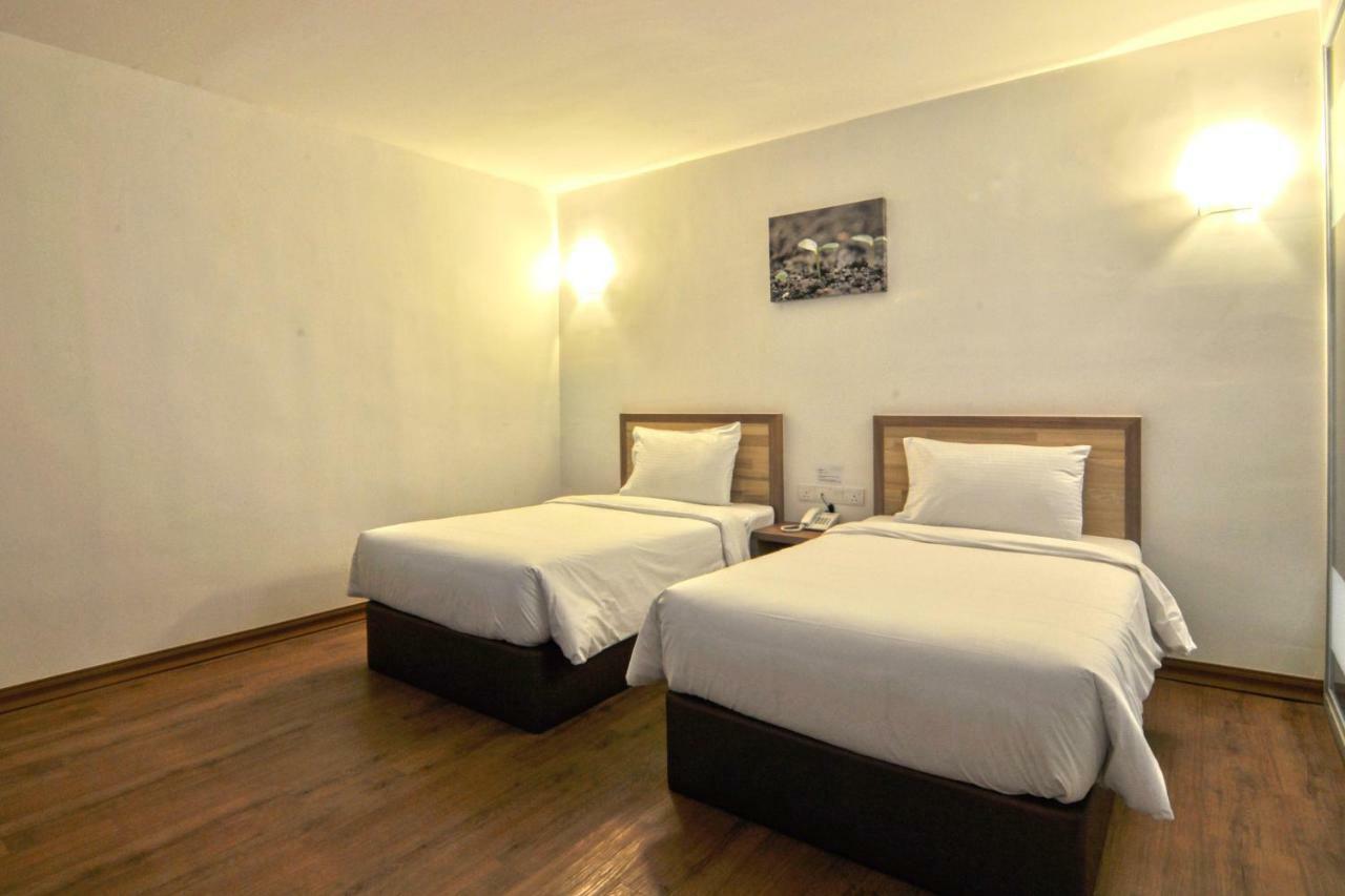 Greencity Hotel Sungai Petani Kültér fotó